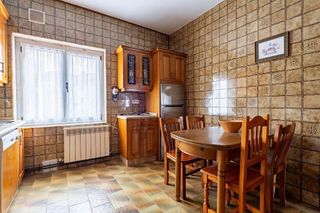 Edificio en venta en La Pola Siero en Siero