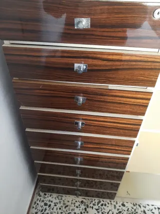 Mueble antiguo madera y metal