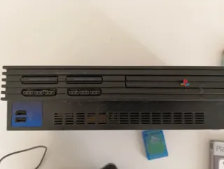 Consola PS2 Negra + 7 juegos + 2 Mandos