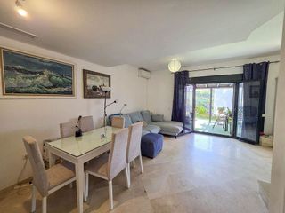 Casa adosada en venta en Puerto de la Duquesa en Manilva