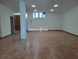 Local comercial en alquiler en Estadi-Horta Vermella-Santa Anna en Vic