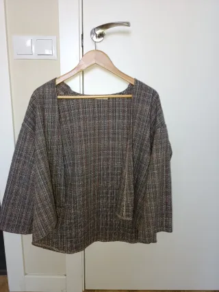 Chaqueta bolero  multicolor gris blanco granate