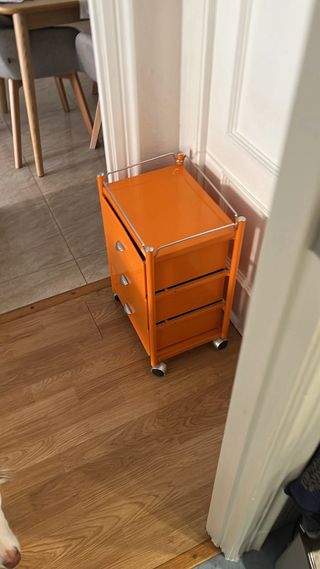 Mobiletto con Cassetti in Metallo Arancione con Ruote