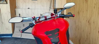 Ducati Monster 1200 S Roja