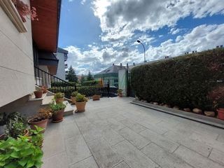 Casa adosada en venta en Centro en Ourense