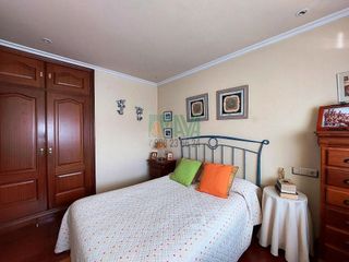 Casa adosada en venta en Centro en Ourense