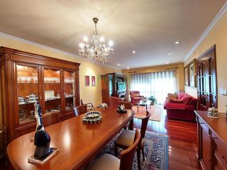 Casa adosada en venta en Centro en Ourense