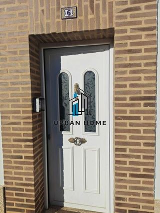 Chalet en venta en Santovenia de la Valdoncina