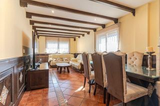 Chalet en venta en Albolote