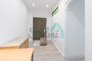 Local comercial en alquiler en Natahoyo en Gijón