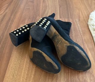 Botines negros tachuelas tacón 38