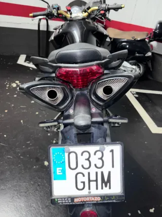 Aprilia Shiver 750 Negra/Dorada