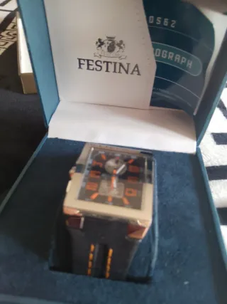 Reloj Festina Negro y Plateado