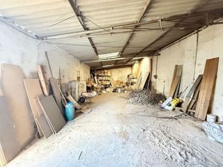 Nave industrial en venta en La Chantría - La Lastra en León