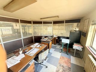 Nave industrial en venta en La Chantría - La Lastra en León