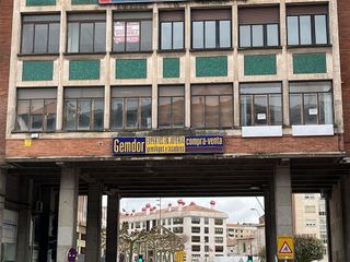 Oficina en alquiler en Plaza España - Villa Pilar - Reyes Católicos - Vadillos en Burgos