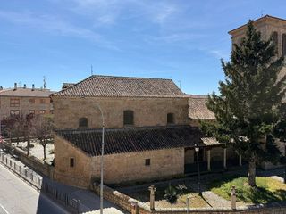 Piso en alquiler en Villamayor