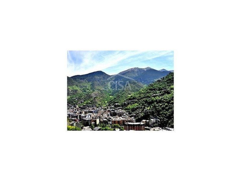 Commercial premises for sale in La Massana · 3 of 30