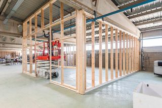 Nave industrial en alquiler en Almeda - El Corte Inglés en Cornellà de Llobregat