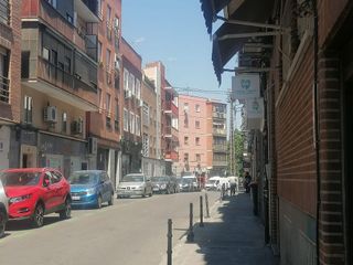 Local comercial en venta en Moscardó en Madrid