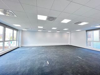 Oficina en alquiler en El Parc i la Llacuna del Poblenou en Barcelona