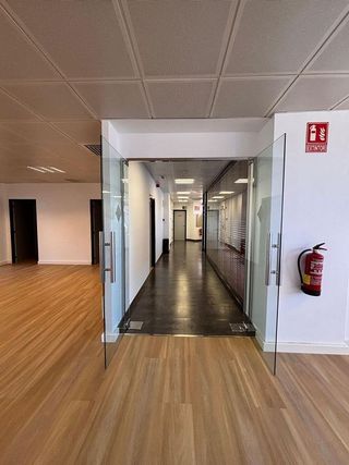 Oficina en alquiler en La Marina del Prat Vermell en Barcelona