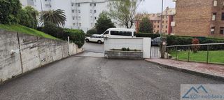 Garaje en alquiler en Valdenoja - La Pereda en Santander