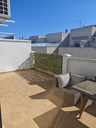 Ático en alquiler en Casco Histórico en Churriana de la Vega