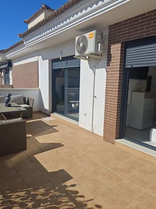 Ático en alquiler en Casco Histórico en Churriana de la Vega