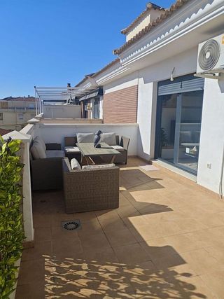 Ático en alquiler en Casco Histórico en Churriana de la Vega