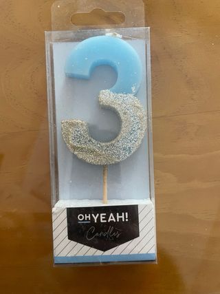 Candele Happy Birthday vendute separatamente