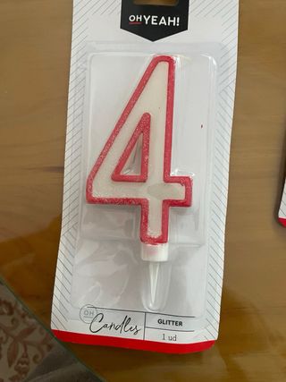 Candele Happy Birthday vendute separatamente