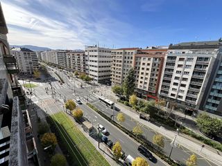Piso en venta en Coronación en Vitoria-Gasteiz