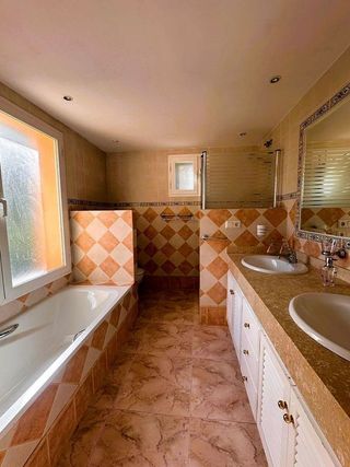 Casa en alquiler en San Pedro de Alcántara pueblo en Marbella