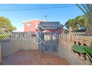 Chalet en venta en Monserrat