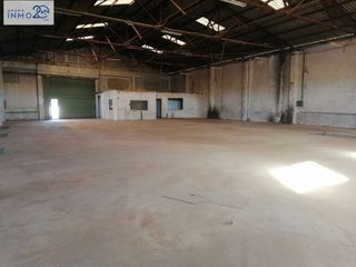 Nave industrial en alquiler en Silla