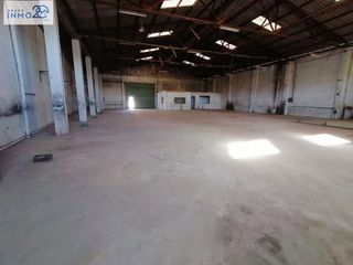 Nave industrial en alquiler en Silla