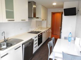 Piso en alquiler en Os Mallos - San Cristóbal en Coruña (A)