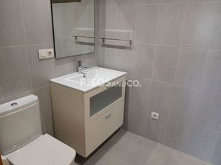 Piso en alquiler en Os Mallos - San Cristóbal en Coruña (A)