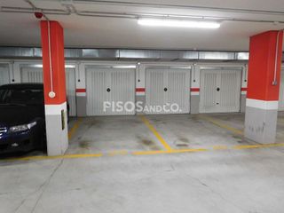 Piso en alquiler en Os Mallos - San Cristóbal en Coruña (A)