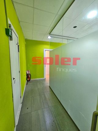Local comercial en alquiler en Centre - Estació en Sant Cugat del Vallès