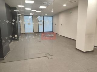 Local comercial en alquiler en Centro en Ourense