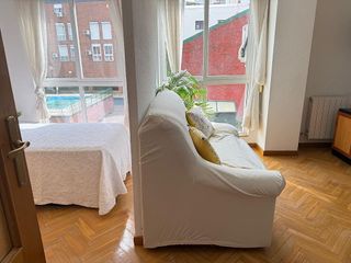 Estudio en alquiler en Valdeacederas en Madrid