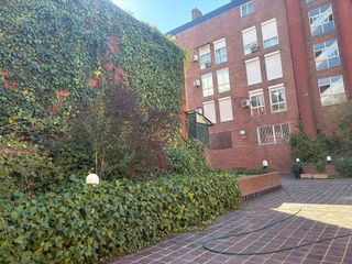 Estudio en alquiler en Valdeacederas en Madrid