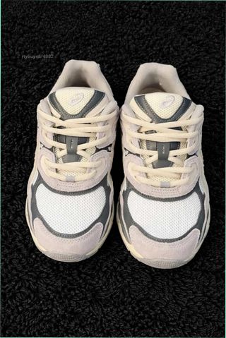 Asics Gel NYC Talla 43.5 Beige/Gris