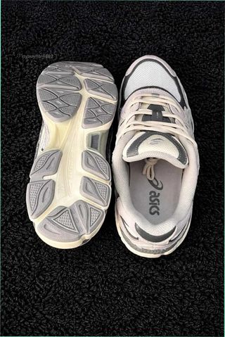 Asics Gel NYC Talla 43.5 Beige/Gris