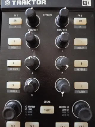 Native Instruments Traktor Kontrol X1