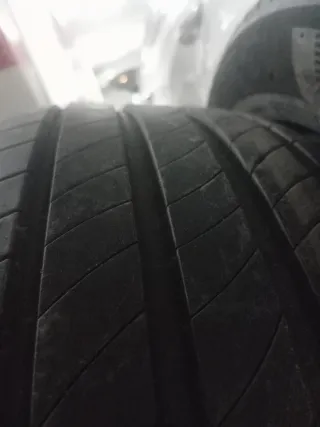 Pareja Neumáticos Michelin 215/55R17