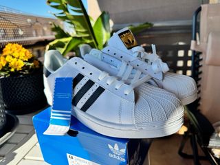 Zapatillas Adidas Superstar Blancas y Negras