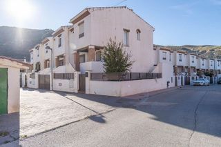 Casa pareada en venta en Cenes de la Vega